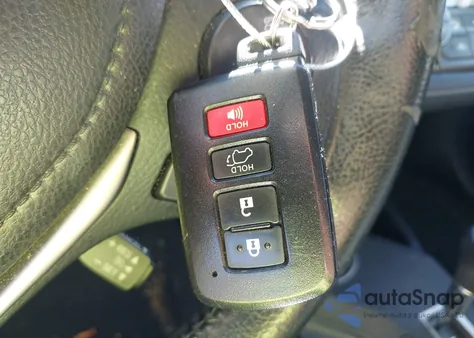 2015 Toyota Rav4 Limited z USA, uszkodzony, nr VIN JTMDFREV5FD155671